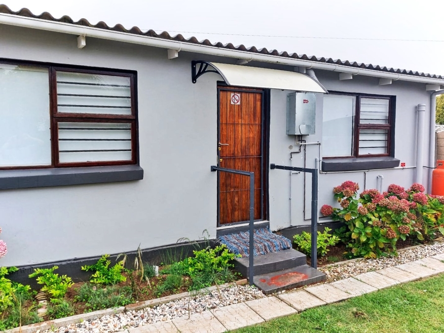 5 Bedroom Property for Sale in Dana Bay Western Cape